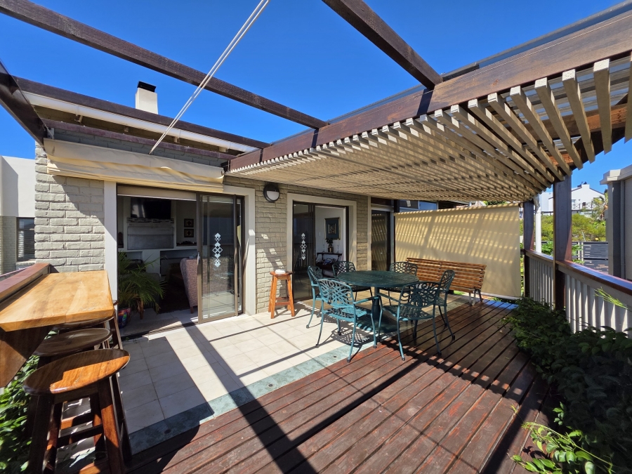 3 Bedroom Property for Sale in Wavecrest Eastern Cape